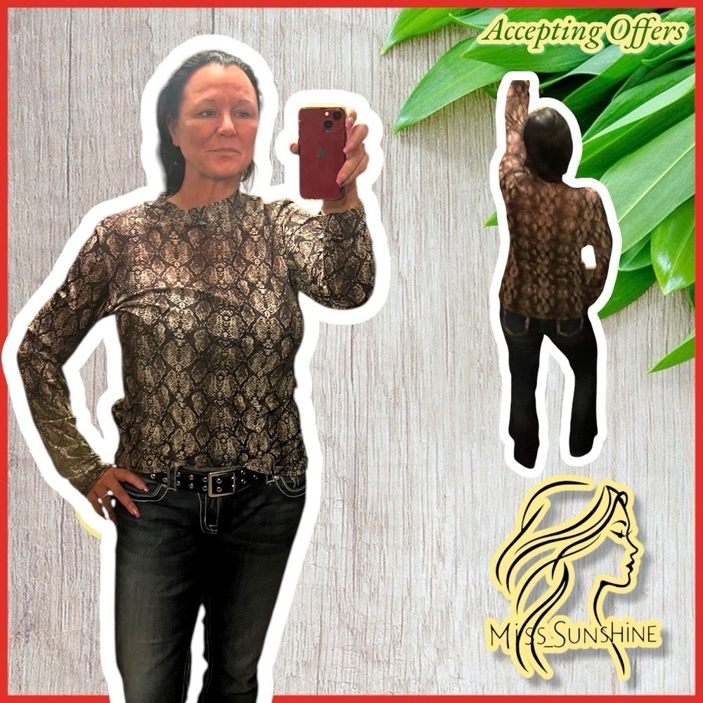 Free Kisses NEW - Sz XL - Reptile Pattern transparent Long Sleeve Top